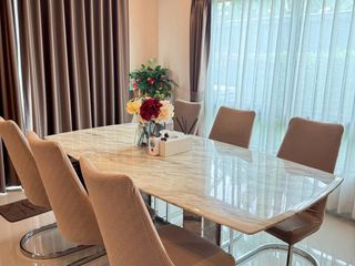 For sale 4 bedrooms house in Khlong Sam Wa, Bangkok