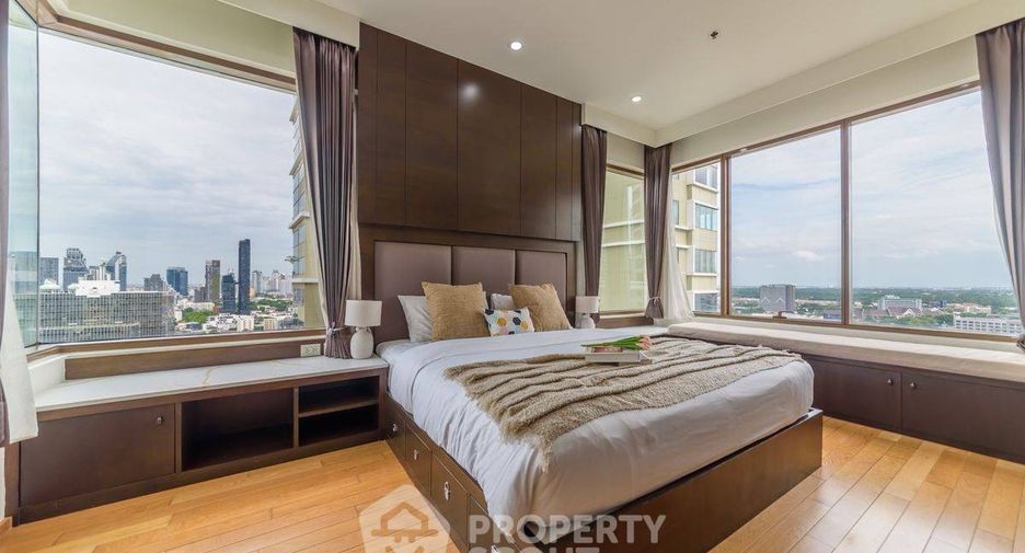 For sale 2 bedrooms condo in Khlong Toei, Bangkok