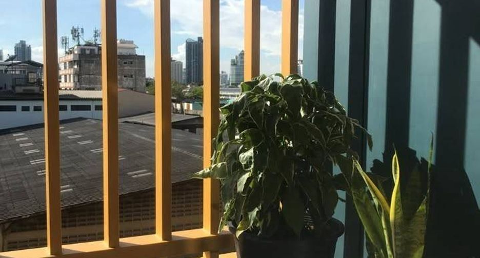 Продажа 1 кровать кондо в Кхлонг Тоеи, Бангкок