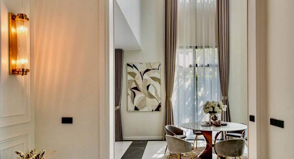 For rent and for sale 5 bedrooms house in Saphan Sung, Bangkok