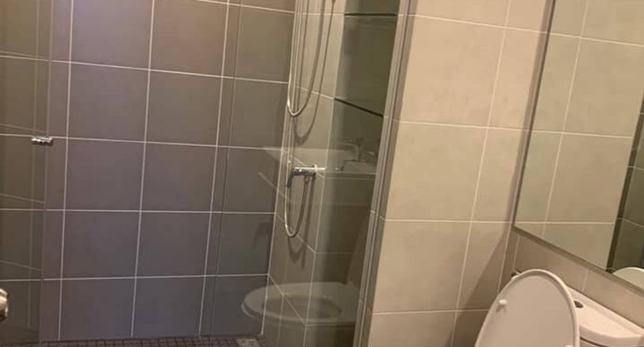 For rent 2 bedrooms condo in Bang Na, Bangkok