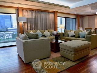 For rent 4 bedrooms condo in Sathon, Bangkok