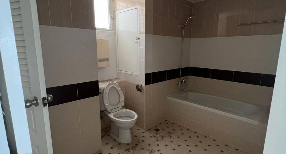 Wohnung zur Miete mit 3 Zimmer in Watthana, Bangkok