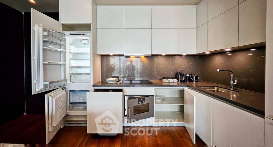 Condo en alquiler de 1 habitaciones en Khlong San, Bangkok