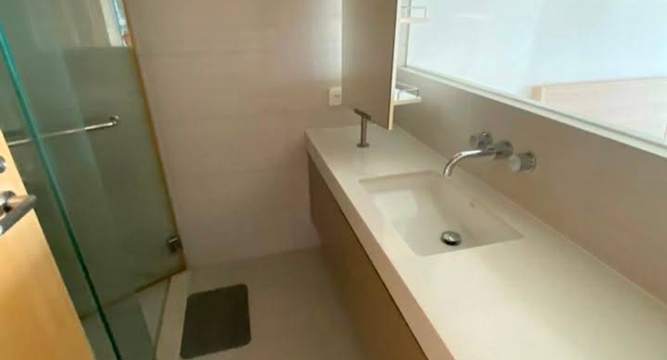 À louer 1 chambre condo à Khlong Toei, Bangkok