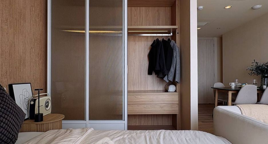 For rent 1 bed condo in Watthana, Bangkok