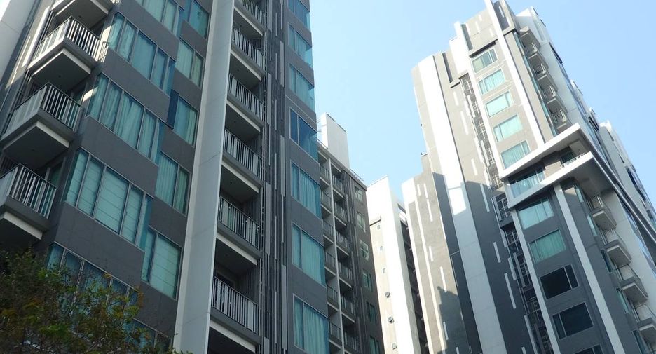 For rent 1 bed condo in Watthana, Bangkok