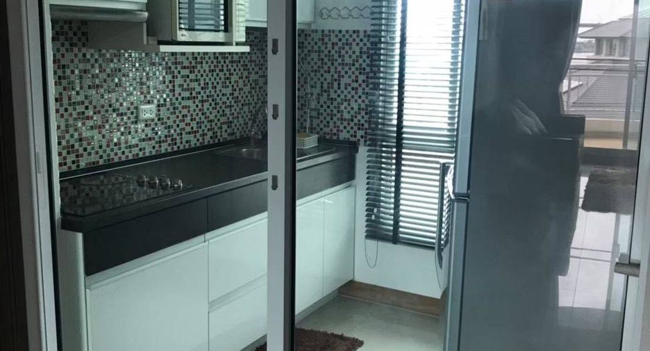 For rent 2 bedrooms condo in Bang Kho Laem, Bangkok