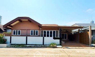 For rent 3 bedrooms villa in Jomtien, Pattaya