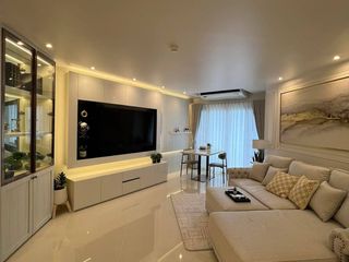 For rent 2 bedrooms condo in Yan Nawa, Bangkok
