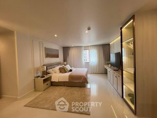 For rent 2 bedrooms condo in Yan Nawa, Bangkok