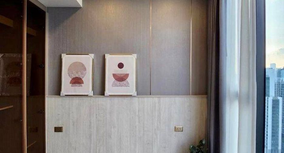 For rent 2 bedrooms condo in Huai Khwang, Bangkok