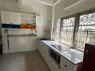 For rent 4 bedrooms house in Saphan Sung, Bangkok