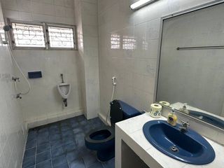 For rent 4 bedrooms house in Saphan Sung, Bangkok