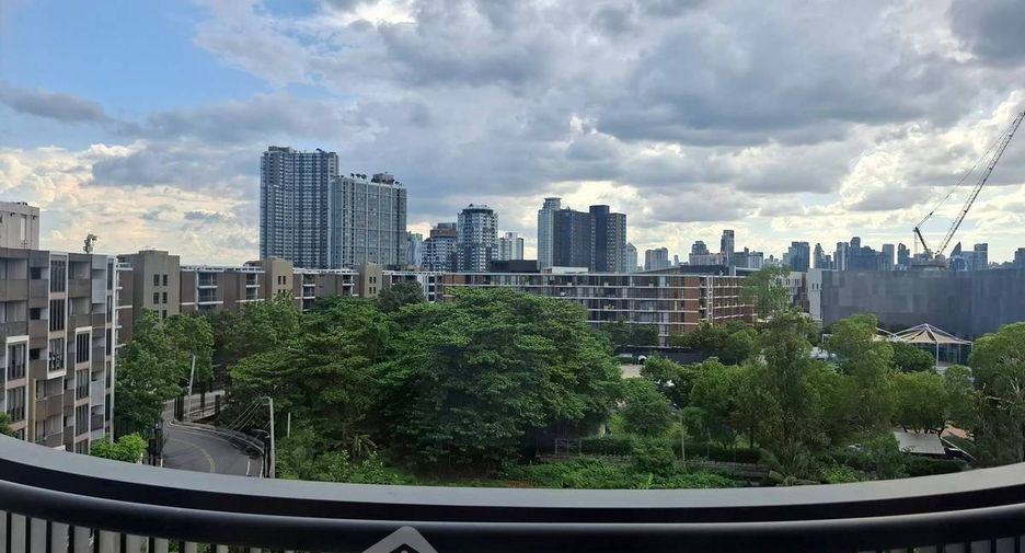 Wohnung zur Miete mit 1 Zimmer in Suan Luang, Bangkok