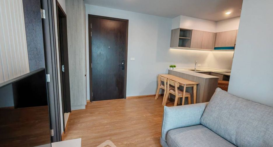 For rent 2 bedrooms condo in Phaya Thai, Bangkok