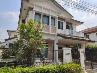 For rent 3 bedrooms house in Sai Mai, Bangkok
