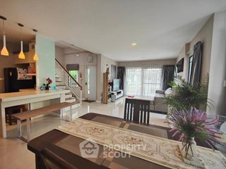 For rent 3 bedrooms house in Sai Mai, Bangkok