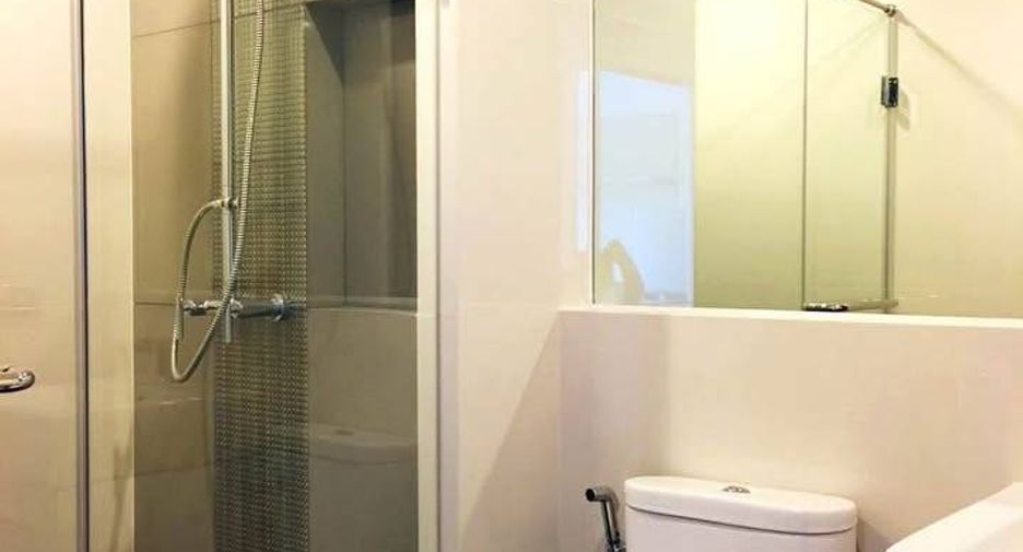 For rent 1 bed condo in Sathon, Bangkok