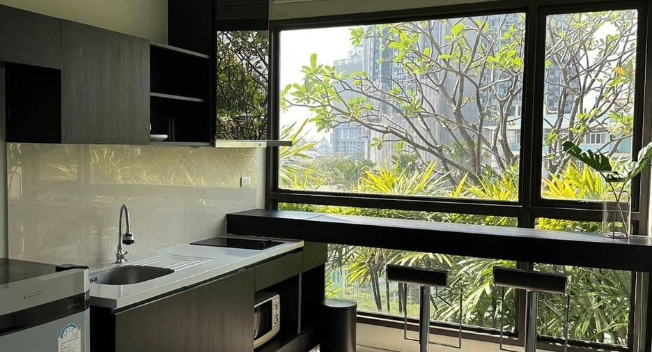 À louer 1 chambre condo à Khlong Toei, Bangkok