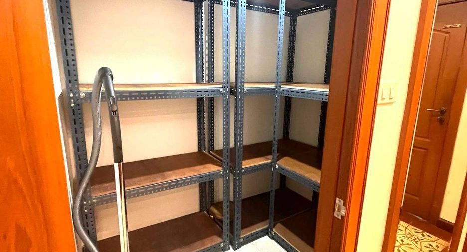Condo en alquiler de 2 habitaciones en Watthana, Bangkok