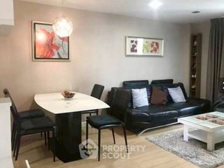 For rent 2 bedrooms condo in Phra Khanong, Bangkok