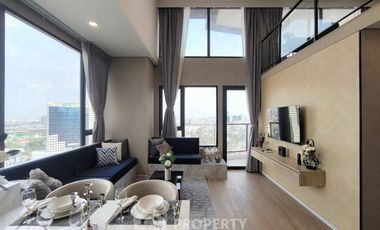 For rent 2 bedrooms condo in Huai Khwang, Bangkok