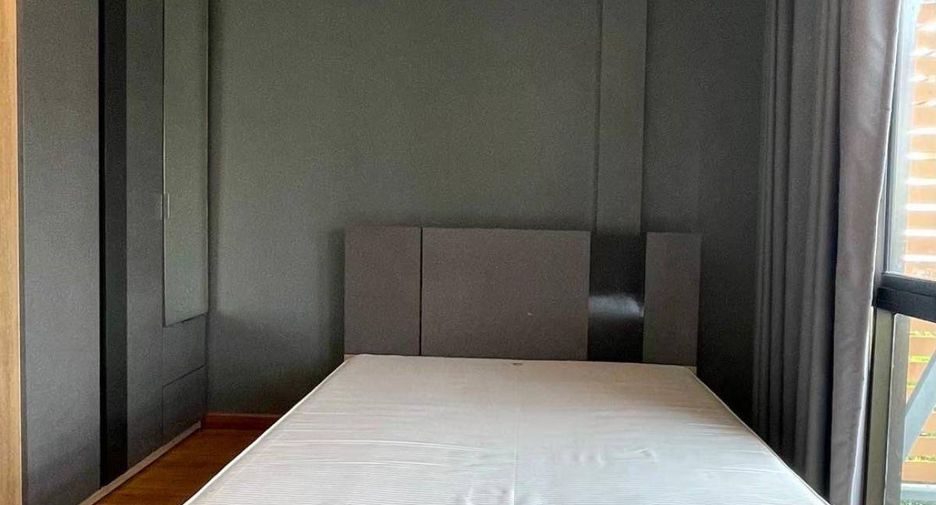 出租 3 卧室 联排别墅 在 Suan Luang, 曼谷