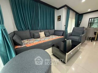 For rent 4 bedrooms house in Bang Kapi, Bangkok