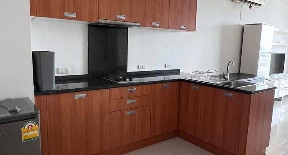 For rent 1 bed condo in Khlong San, Bangkok