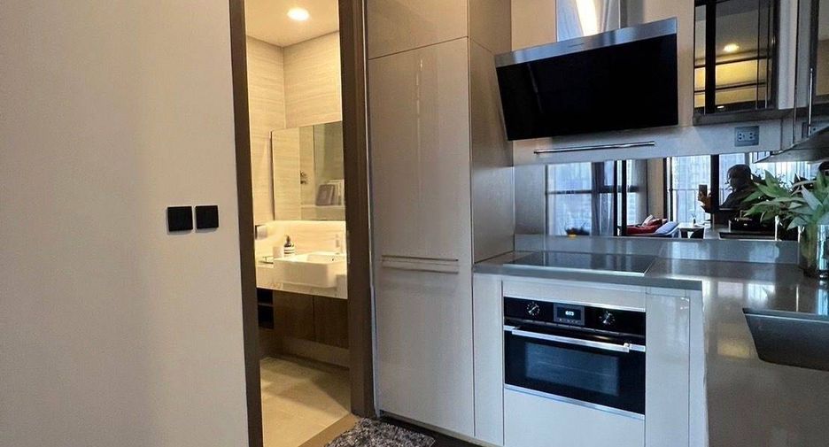 For rent 2 bedrooms condo in Watthana, Bangkok