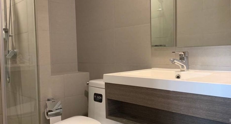 For rent 2 bedrooms condo in Bang Na, Bangkok