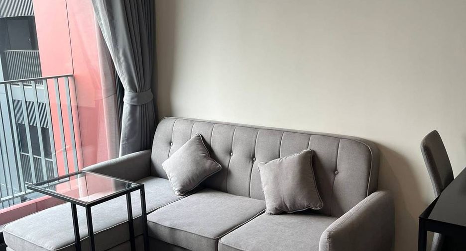 For rent 1 bed condo in Huai Khwang, Bangkok