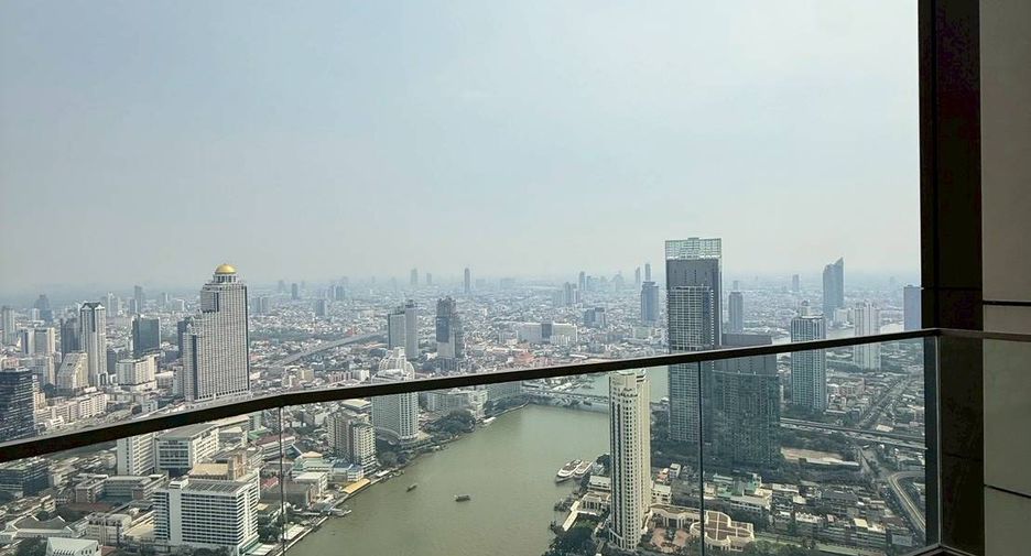 Condo en alquiler de 3 habitaciones en Khlong San, Bangkok