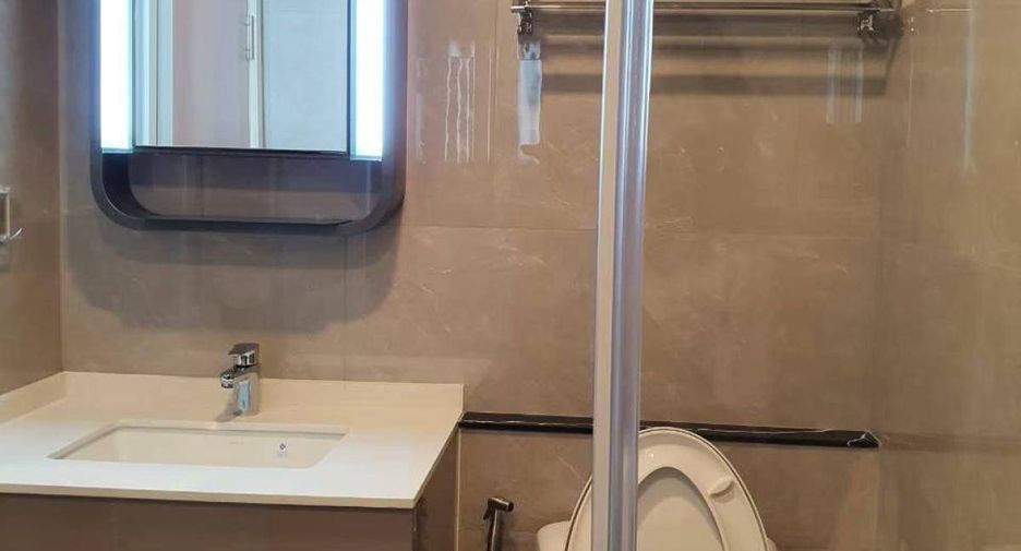 For rent 1 bed condo in Huai Khwang, Bangkok