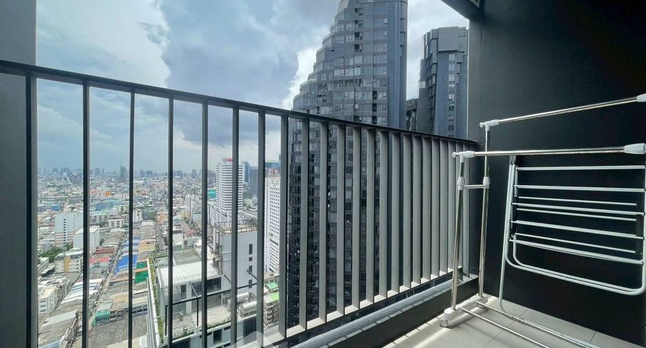 For rent 1 bed condo in Huai Khwang, Bangkok