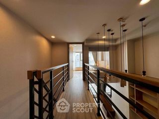 For rent 2 bedrooms condo in Bang Rak, Bangkok