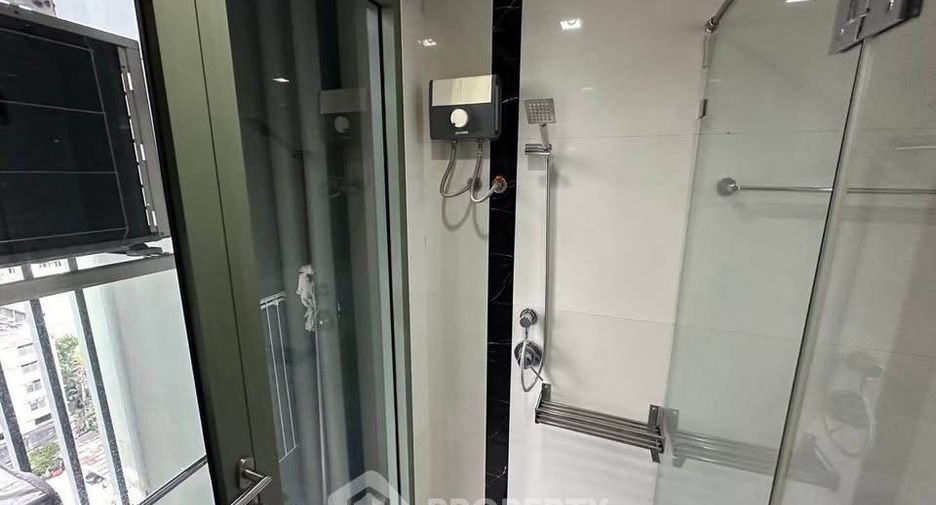 For rent 1 bed condo in Pathum Wan, Bangkok