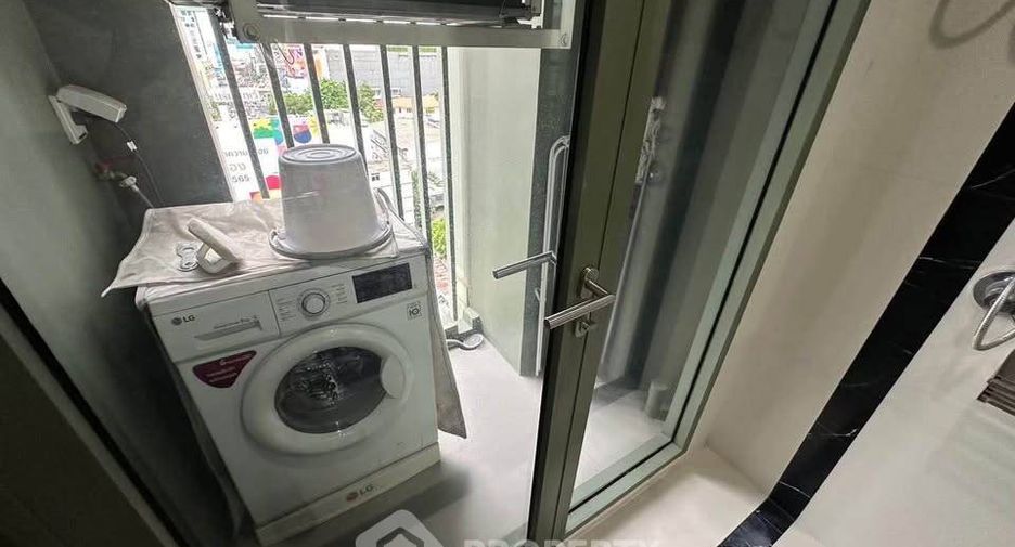 For rent 1 bed condo in Pathum Wan, Bangkok
