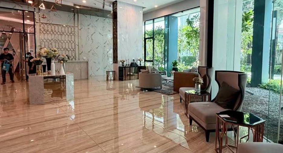 Condo en alquiler de 1 habitaciones en Khlong San, Bangkok