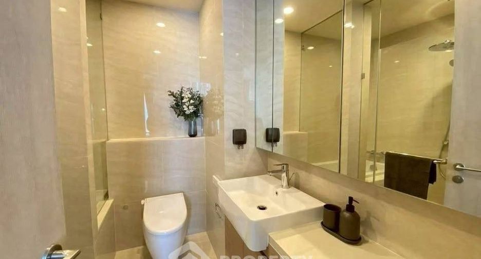 For rent 2 bedrooms condo in Watthana, Bangkok