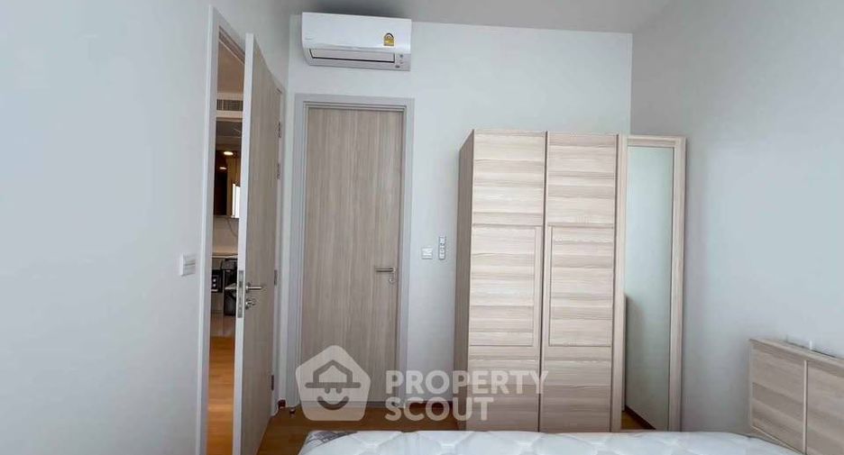 For rent 2 bedrooms condo in Pathum Wan, Bangkok