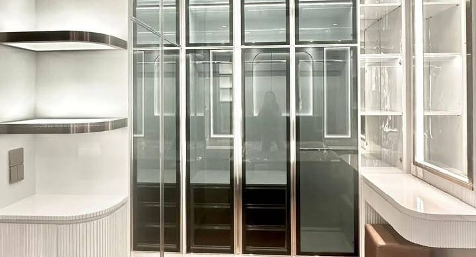 For rent 1 bed condo in Sathon, Bangkok