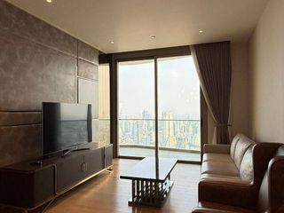 For rent 3 bedrooms condo in Khlong San, Bangkok