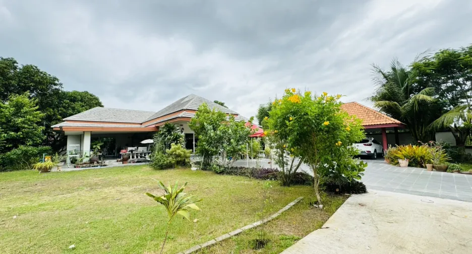 出售 3 卧室 独立屋 在 Sattahip, Chon Buri