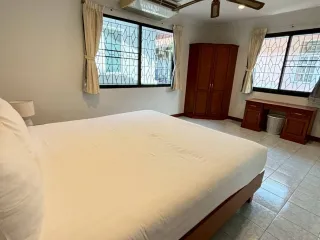 出租 3 卧室 独立屋 在 Bang Lamung, Chon Buri