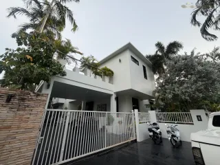 For sale 8 bedrooms villa in Bang Lamung, Chonburi