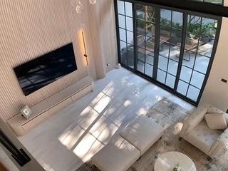 For sale and for rent 4 bedrooms condo in Watthana, Bangkok