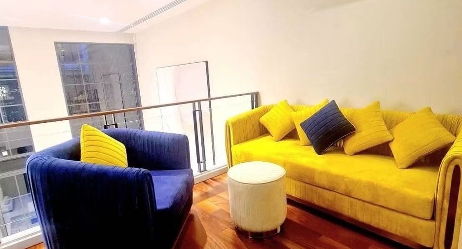For sale and for rent 4 bedrooms condo in Watthana, Bangkok