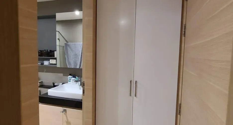 For sale and for rent 1 bed condo in Sathon, Bangkok